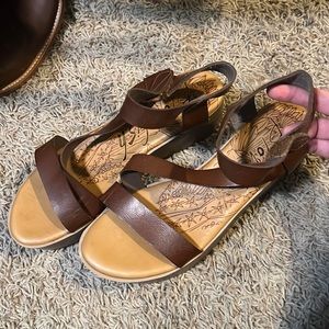 Blowfish brown platform sandals